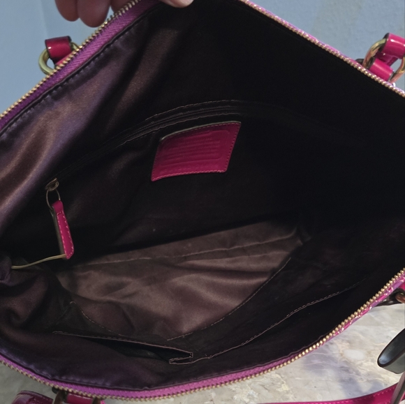 Coach Poppy Signature Metallic Outline Pink Purple Tote & Dust Bag - Picture 10 of 15